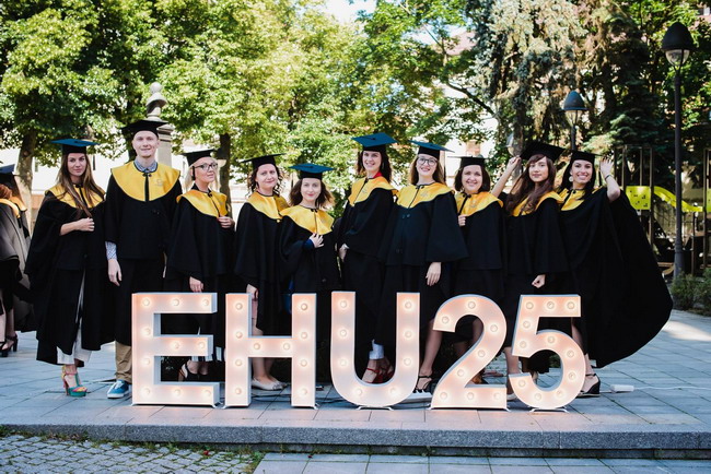 ЕГУ объявляет о дополнительном наборе на бакалаврские и магистерские программы. Заявки принимаются до 12 августа