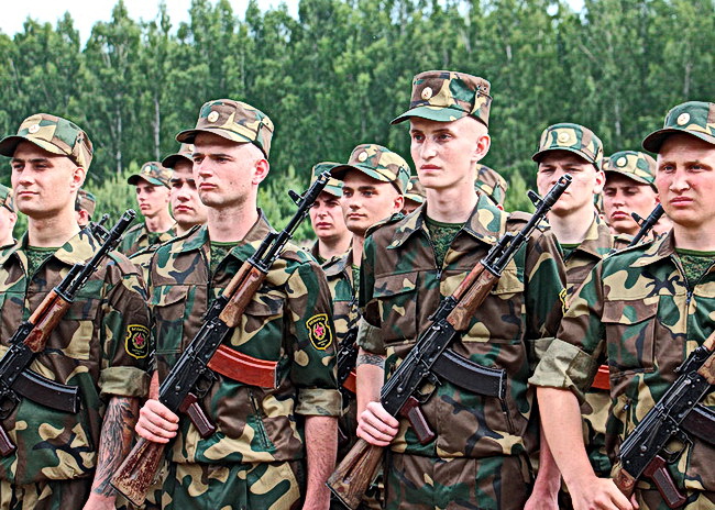 Льготы при поступлении в белорусские УВО (вузы) и УО ССО (колледжи) для отслуживших в армии абитуриентов могут быть предусмотрены в Правилах приема