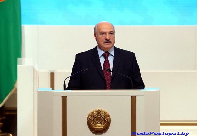 А. Лукашенко: «Мы должны совершенствовать то, что имеем сегодня, и то, что получили вчера. Ломать ничего нельзя»