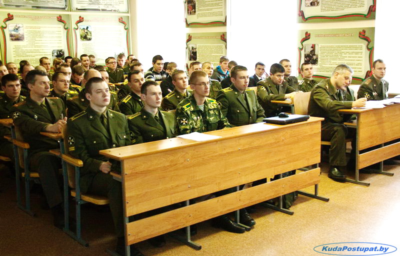 Мы решили вам напомнить: военные кафедры и факультеты в вузах Беларуси - где они есть и как поступить?