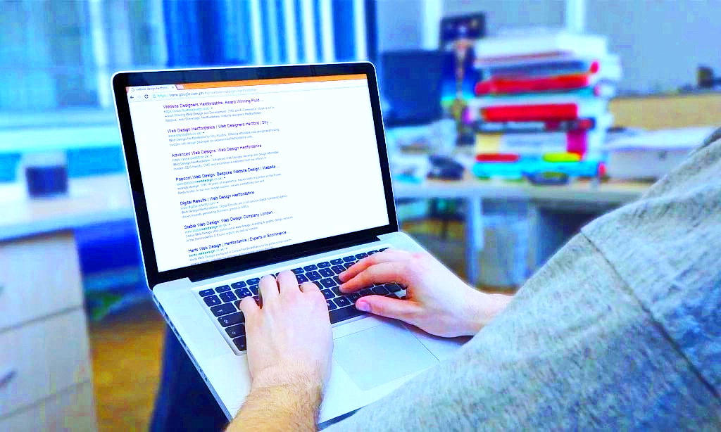 ТОП-5 вузов и профессий, которые абитуриенты ищут на KudaPostupat.by (июль – декабрь 2019г.)