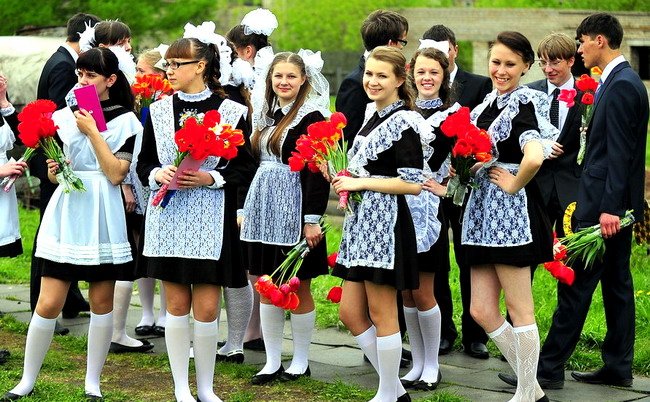 В 2020 г. «Последний звонок» в школах прозвучит 29-30 мая, а выпускные вечера пройдут 10-11 июня