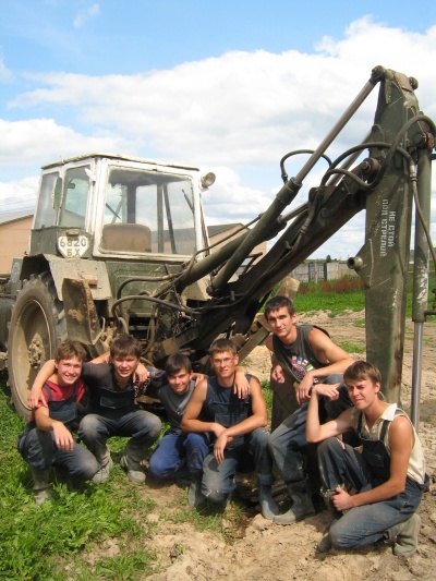 ЛЕТО - ПОДРОСТОК ИЩЕТ РАБОТУ