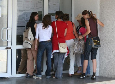 МИНЧАНЕ НЕ ХОТЯТ ИДТИ НА СТРОИТЕЛЬНЫЕ СПЕЦИАЛЬНОСТИ, ПОЭТОМУ СРОКИ ПРИЕМА В ПТК МИНСКА ПРОДЛЕНЫ