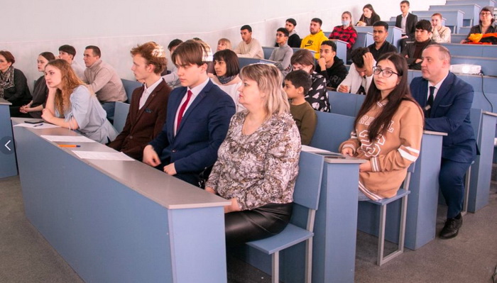 Дни открытых дверей в вузах и колледжах в марте – начале апреля 2023 года: кто и когда их проводит