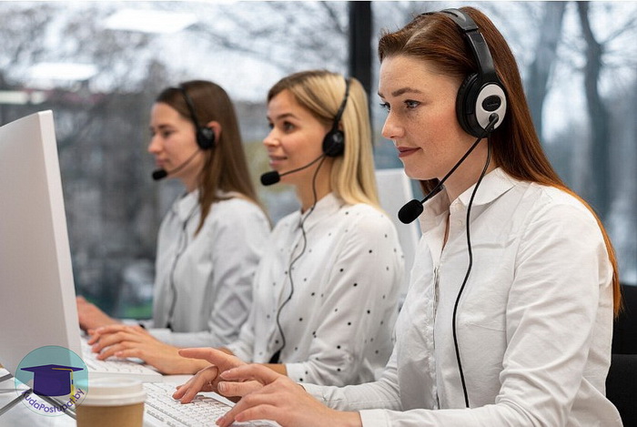 Начали работать «Горячие линии» всех вузов страны — номера телефонов