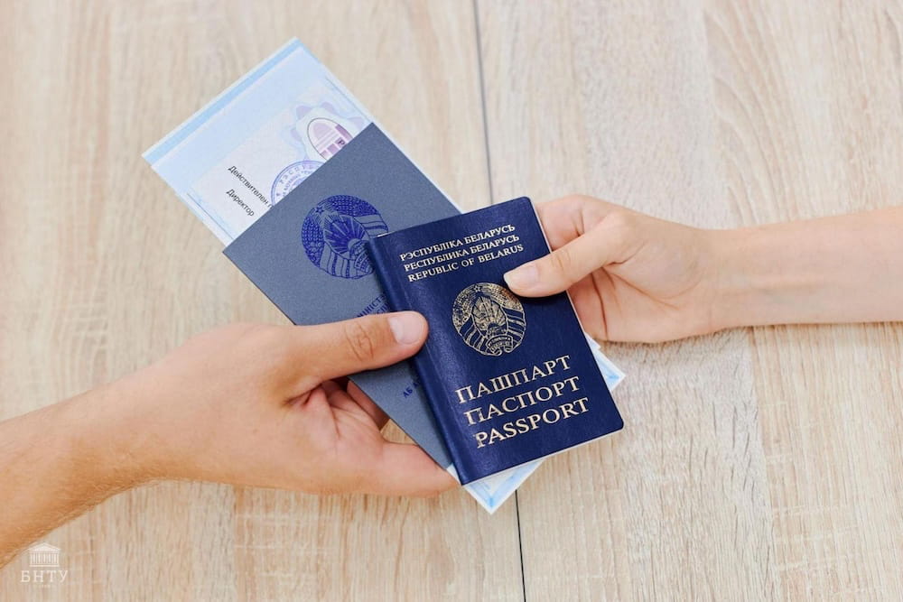 В Беларуси начался прием документов на целевое обучение в вузы: сроки, документы и правила поступления