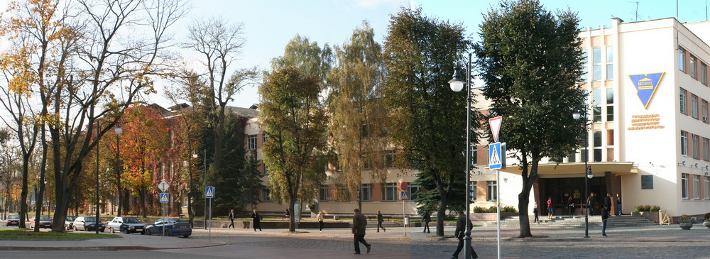 ДНИ ОТКРЫТЫХ ДВЕРЕЙ ФАКУЛЬТЕТОВ  В ГРГУ ИМЕНИ ЯНКИ КУПАЛЫ  В 2011 ГОДУ  