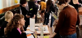 В ПОСЛЕДНЕЕ ВРЕМЯ У РАБОТОДАТЕЛЕЙ ВЫРОС ИНТЕРЕС К МОЛОДЫМ СПЕЦИАЛИСТАМ