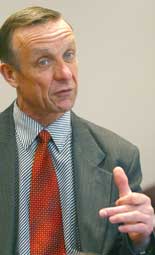 ДИРЕКТОР РИКЗ: НИКТО НЕ БУДЕТ НАСИЛЬНО СНИМАТЬ ГОЛОВНЫЕ УБОРЫ, НО ЧЕЛОВЕК ОКАЖЕТСЯ ПОД ПРИСТАЛЬНЫМ ВНИМАНИЕМ ОРГАНИЗАТОРОВ ЦТ