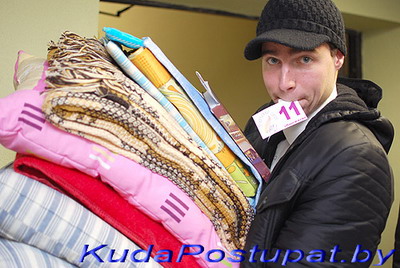 ПЕРВОКУРСНИК: «ПОСТУПИТЬ-ТО ПОСТУПИЛ, А ГДЕ  ЖИТЬ?»